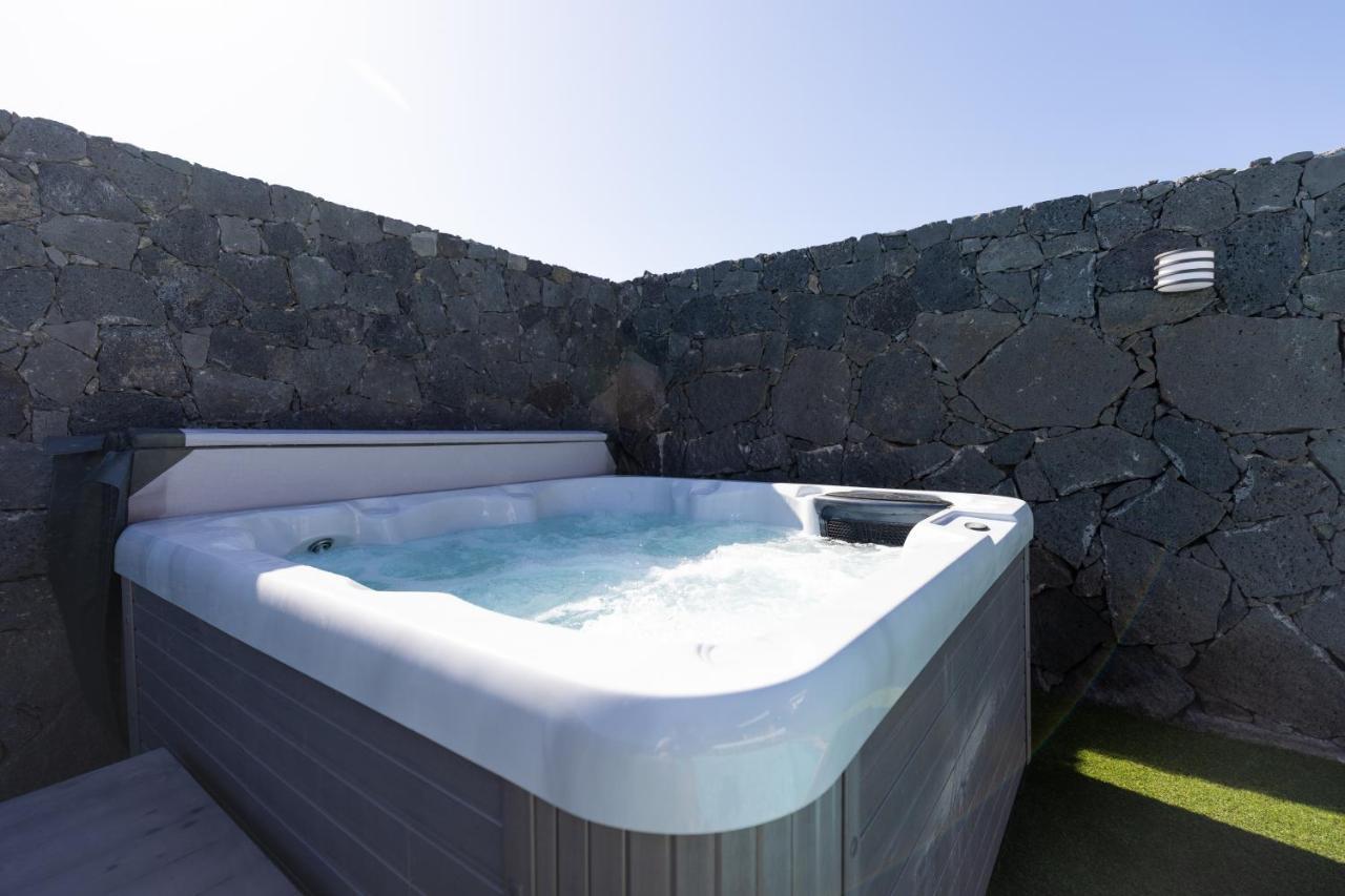 Villa Penguina Play Blanca Lanzarote Плайя-Бланка Екстер'єр фото