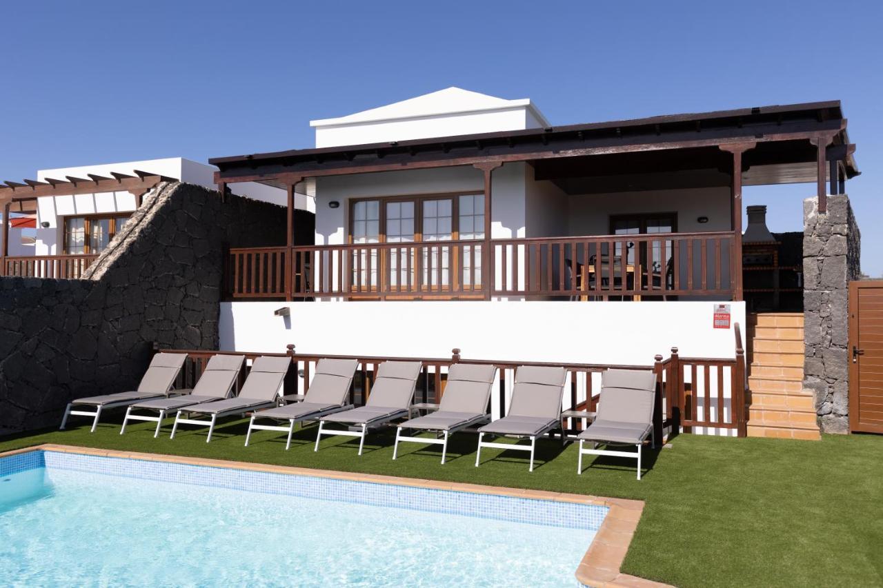 Villa Penguina Play Blanca Lanzarote Плайя-Бланка Екстер'єр фото