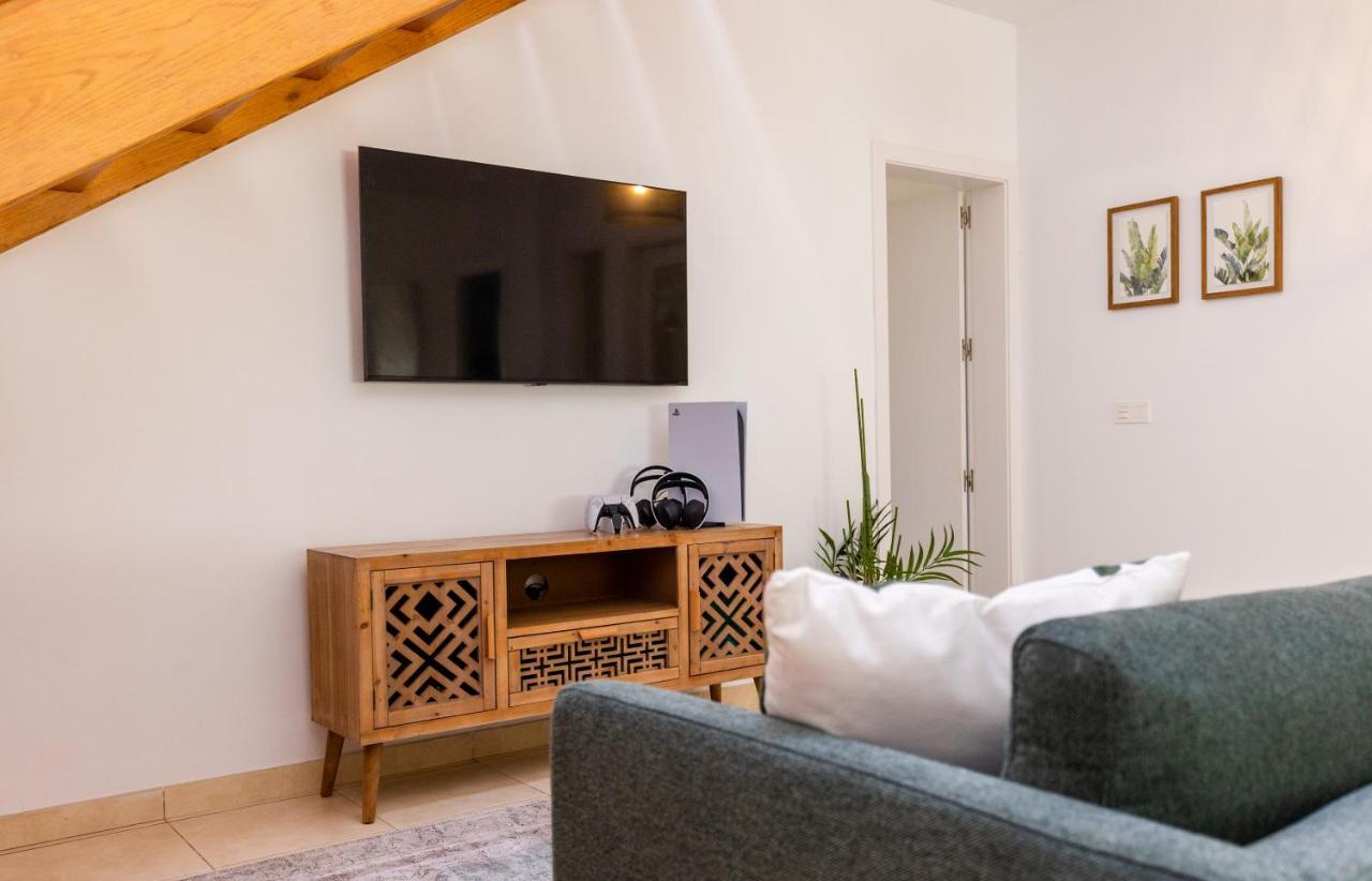 Villa Penguina Play Blanca Lanzarote Плайя-Бланка Екстер'єр фото